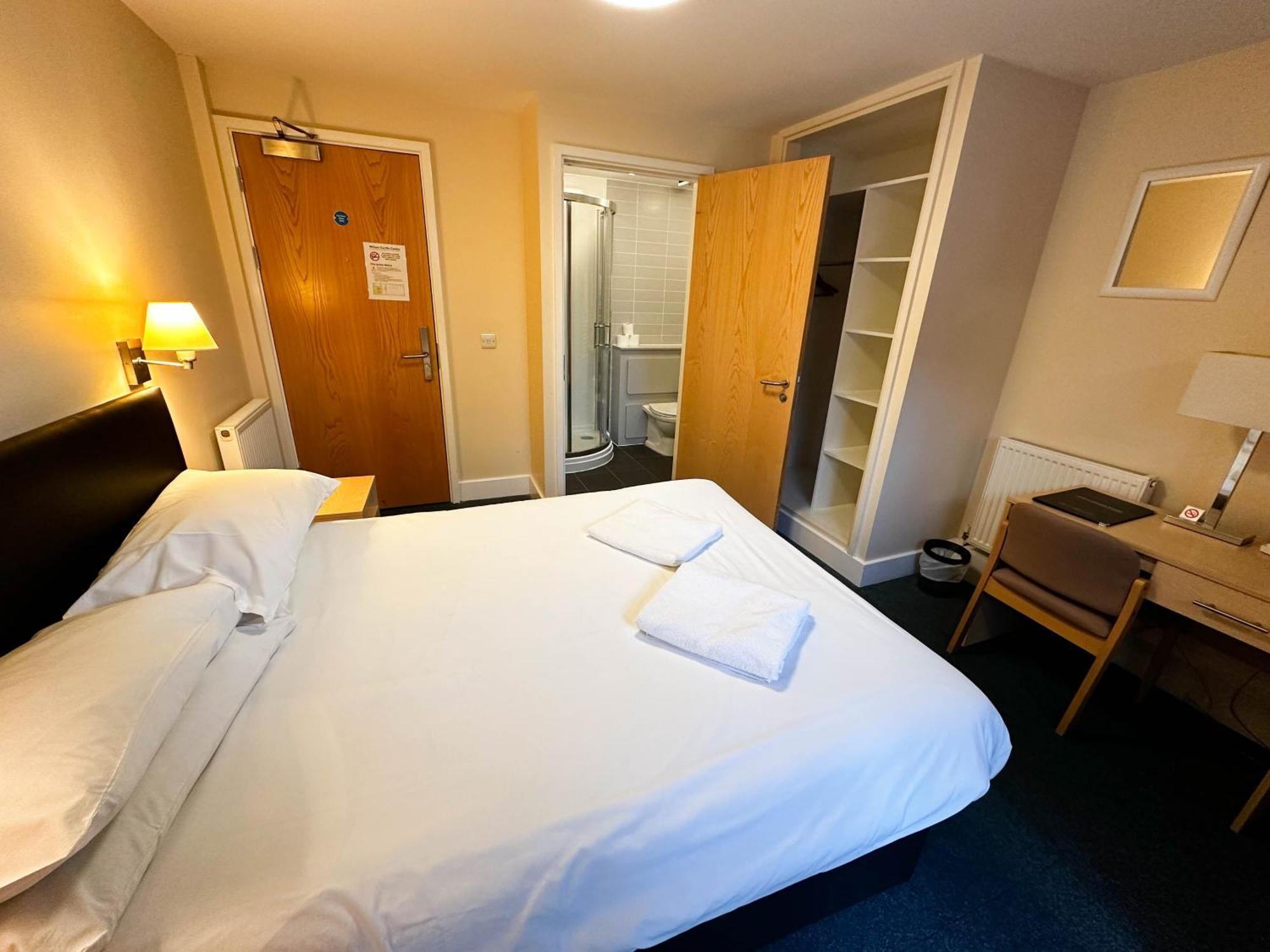 Wilson Carlile Centre Hotel *
